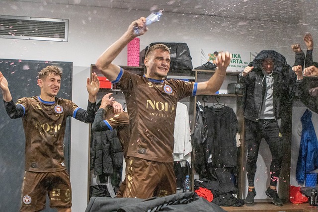 管之间的谈 管之间的谈